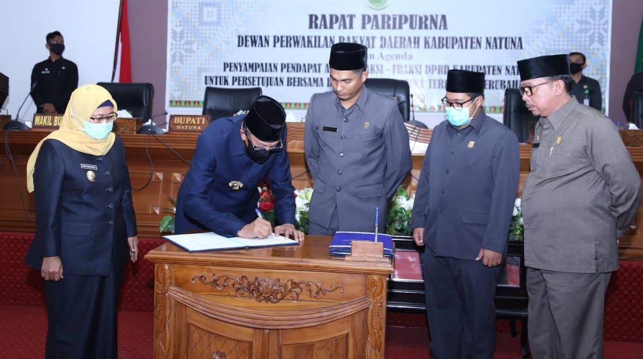 Bupati Natuna DPRD