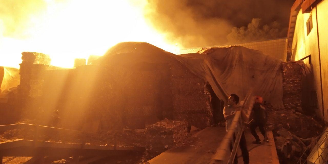 kebakaran di Batam Center