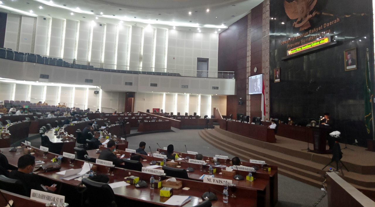 sidang paripurna DPRD Sumut