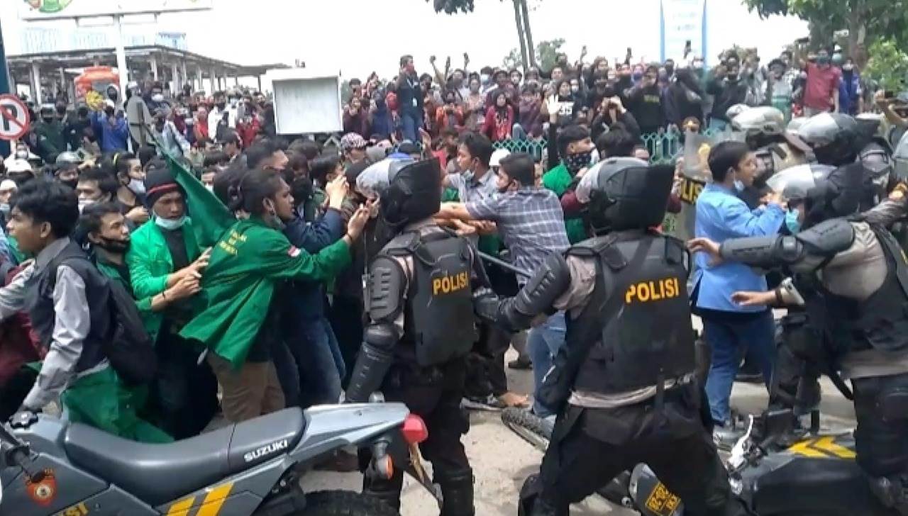 Demo mahasiswa Batam