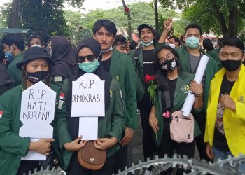 demo mahasiswa Medan DPRD Sumut