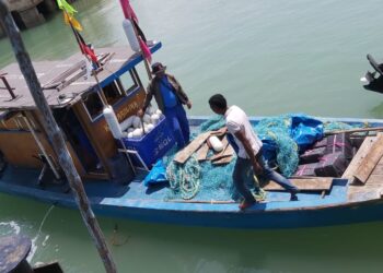 Kapal KM Carolina yang diamankan Ditpolairud Polda Kepri. (Foto: Arsip Polda Kepri)