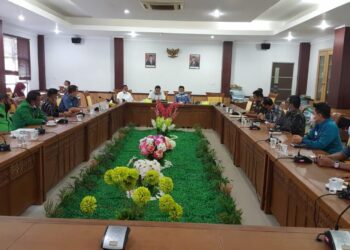 Rapat dengar pendapat (RDP) Komisi III DPRD Batam dalam persoalan Pemotongan Kapal Acacia Nassau (Foto: Fathur Rohim)