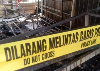 Ruko terbakar di Puri Brata Indah Blok K No 07, Kelurahan Sagulung Kota, Kecamatan Sagulung, Kota Batam. (Foto: Muhamad Ishlahuddin)