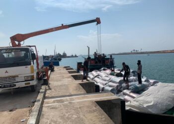 KM Salwah 03, saat berada di Dermaga PSO BC Batam di Tanjung Uncang, Batam. (Foto: Arsip Bea Cukai Batam)