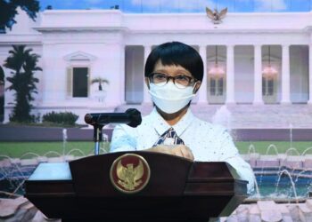 Menteri Luar Negeri, Retno Marsudi, saat memberikan keterangan di Bandara Internasional Soekarno-Hatta, Rabu, 12 Mei 2021.