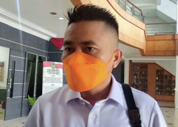 Anggota Komisi I DPRD Kota Batam, Utusan Sarumaha. (Foto: Fathur Rohim)