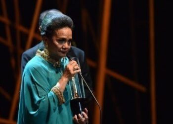 Artis Christine Hakim. (Foto: Wahyu Putro A/Antara)