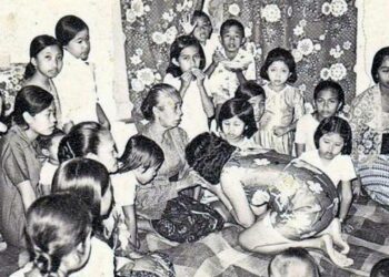 Suasana Lebaran Tempo Dulu. (Foto: Facebook/@ekoyunianto)