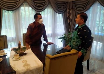 Gubernur Kepri, Ansar Ahmad, bertemu dengan Menteri Bappenas Suharso Monoarfa, di Jakarta. (Foto: Ist)