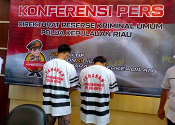 Dua pencuri kendaraan motor di Batam. Foto: Humas Polda Kepri