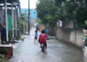 Banjir di Kampung Sukadamai, Sei Beduk, Batam, Kepulauan Riau, Sabtu, 28 Agustus 2021 lalu. (Foto: Dokumentasi warga)