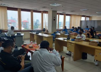 Diskusi Forum PWI Jaya Series, " Tantangan Pers Kampus Bertahan di Tengah Kepayahan Pandemi Covid-19 dan Disrupsi Media Sosial", Selasa, 28 September 2021.