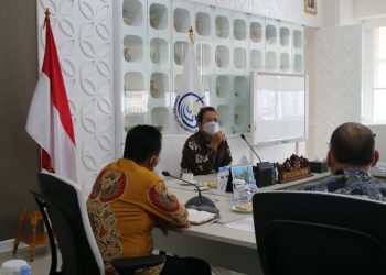 Gubernur Kepulauan Riau, Ansar Ahmad menemui Menteri Kelautan dan Perikanan RI, Wahyu Sakti Trenggono di Jakarta, Kamis, 2 September 2021. (Foto: Ist)