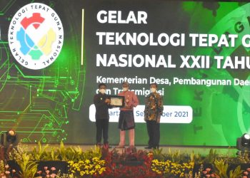 Kepala Dinas Pemberdayaan Masyarakat Desa (PMD) dan Dukcapil Kepri Sardison, menghadiri ajang final Teknologi Tepat Guna (TTG) Nasional XXII tahun 2021 di Gedung Makarti Jl. TMP. Kalibata No.17, Jakarta Selatan. (Foto: Ist)