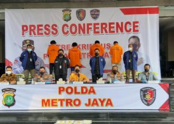 Kapolda Metro Jaya, Irjen Fadil Imran adakan Konperensi Pers tentang penangkapan pembuat sertifikat