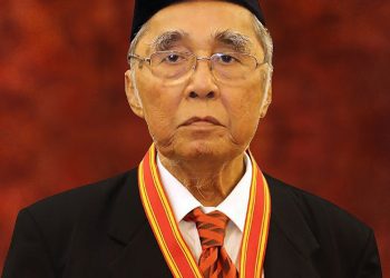 Sabam Sirait.