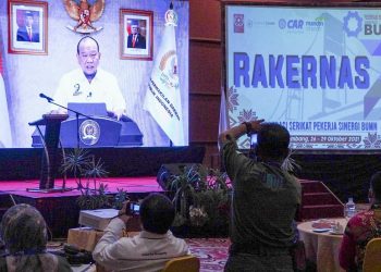 Ketua DPD RI, AA La Nyalla Mahmud Mattalitti, saat Rapat Kerja Nasional ke-7 Federasi Serikat Pekerja Sinergi (FSPS) BUMN di Palembang, Rabu, 27 Oktober 2021.