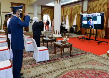 Wakil Gubernur, Marlin Agustina menghadiri upacara Hari Kesaktian Pancasila tahun 2021 secara virtual dari Gedung Daerah, Tanjungpinang, Jumat, 1 Oktober 2021. (Foto: Ist)