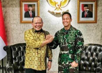 Foto bersama Ketua DPD RI, AA La Nyalla Mahmud Mattalitti dan Calon Panglima TNI, Jenderal Andika Perkasa.