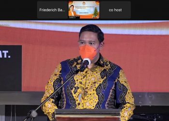 Ketua Umum Pimpinan Pusat Kolektif (PPK) Kosgoro 1957, Dave Akbarsah Fikarno Laksono menyampaikan sambutan pada perayaan Natal 2021 dan Tahun 2022 yang digelar di Kantor DPP Partai Golkar, Slipi, Jakarta Barat, Minggu, 23 Januari 2022. (Foto: PPK Kosgoro 1957)