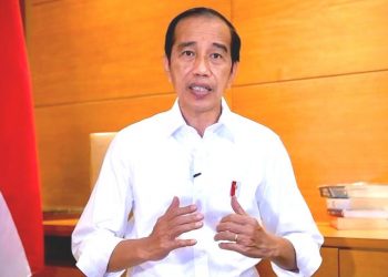 Presiden Joko Widodo memberikan keterangan pers terkait perkembangan kasus Covid-19 pada Kamis, 3 Februari 2022. (Foto: setneg.go.id)
