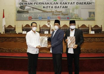 Wakil Wali Kota Batam, Amsakar Achmad, memandang perlu dilakukan peningkatan mutu Puskesmas. (Foto: MEDIA CENTER PEMERINTAH KOTA BATAM)