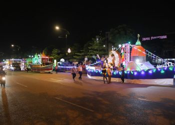 Pawai takbiran. (Foto: Media Centre Pemko Batam)