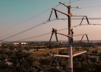 Sektor kelistrikan memegang peran penting dalam pembangunan suatu wilayah. (Foto: Bright PLN Batam)