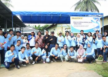 Wakil Wali Kota Batam Amsakar Achmad, menutup Kuliah Kerja Nyata (KKN) Mahasiswa Universitas Riau Kepulauan (Unrika) Kelompok 23 Tahun 2022. (Foto: MEDIA CENTER PEMERINTAH KOTA BATAM)