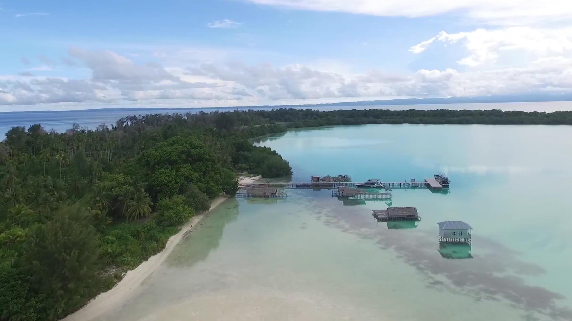 Pulau Widi. (Foto: Ist./halmaheraselatankab.go.id).