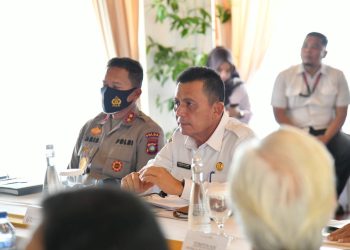 Gubernur Ansar saat membuka Rapat Koordinasi Bidang Kepariwisataan Provinsi Kepulauan Riau di Marina Room, Nongsa Point Marina Batam. (Foto: Diskominfo Kepri)