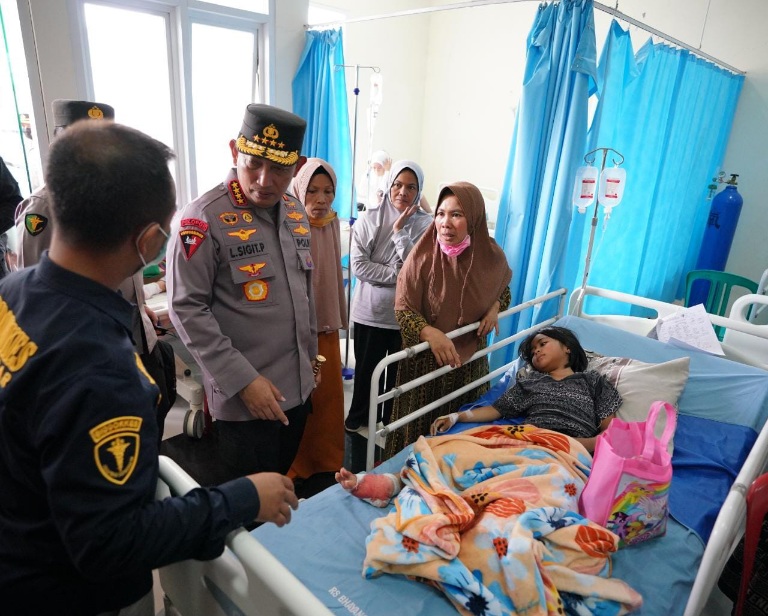 Kapolri Kerahkan Tenaga Medis Tambahan Tangani Korban Gempa Bumi ...