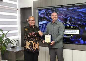 Wakil Kepala Badan Pengusahaan (BP) Batam, Purwiyanto menerima kunjungan Dubes Panama untuk Indonesia H.E. Manuel Antonio Saturno Escala di Batam Selasa (22/11/2022). Panama Ingin meningkatkan kerjasama maritim dengan Batam. (Foto Dok BP Batam)