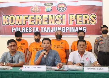 Satnarkoba Polresta Tanjungpinang mengamankan empat orang terduga pengedar Narkotika, beserta 2,5 gram sabu. (Foto: IStimewa)
