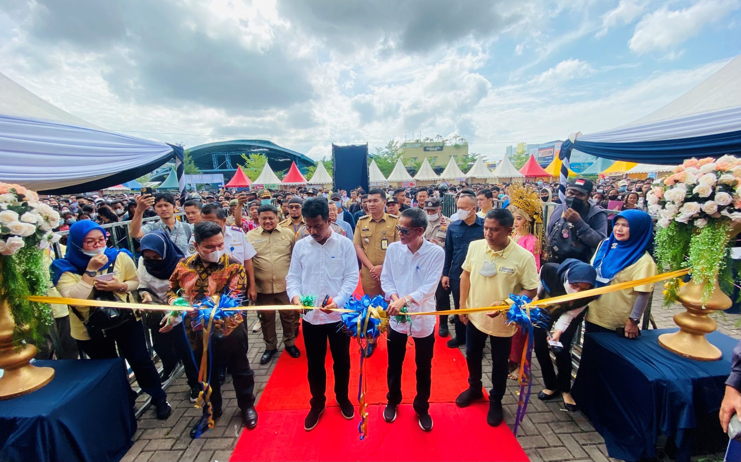 Walikota Batam Muhammad Rudi, saat membuka Job Fair 2022 di Sagulung