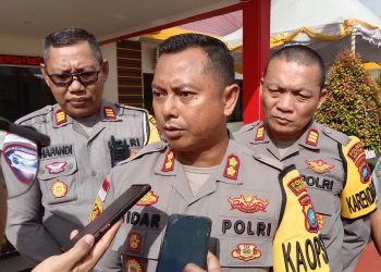 Kapolres Bintan, Tidar Wulung Dahono yang ditemui usai apel Operasi Seligi 2022 di halaman Mako Polres Bintan, Kamis (22/12/2022). (Foto: HMS/ Yulita Dani).