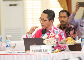 Wakil Wali Kota Batam Amsakar Achmad, saat Rapat Koordinasi di Gedung Daerah Provinsi Kepulauan Riau, Tanjungpinang, Kamis (22/12/2022). (Foto: Ist/ Pemko Batam).