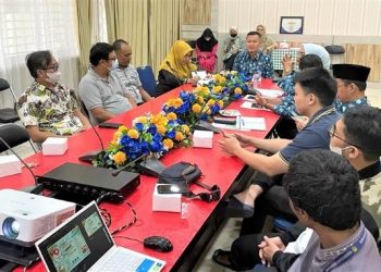 Pemko Tanjungpinang rapat koordinasi bersama sejumlah distributor, di ruang rapat Kantor Dinas Perdagangan dan Perindustrian Kota Tanjungpinang, Jumat (23/12/2022) lalu. (Foto: Ist/ Diskominfo Tanjungpinang).