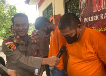 Kapolsek KKP Batam AKP Awal Sya'ban Harahap, saat menggelar konferensi pers terkait PMI ilegal, Selasa (27/12/2022). (Foto: Ist/ Dok.KKP Batam).