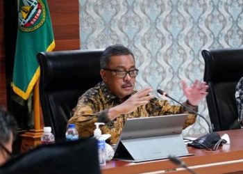 Sekda Kota Batam, Jefridin Hamid. (Foto: Humas Pemko Batam).