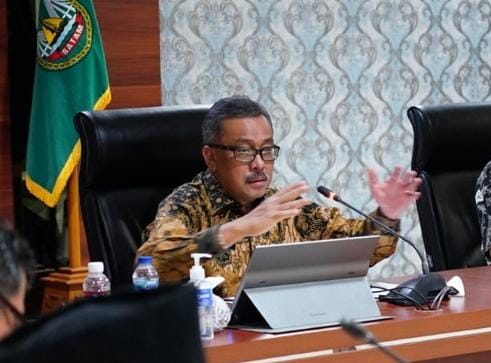 Sekda Kota Batam, Jefridin Hamid. (Foto: Humas Pemko Batam).