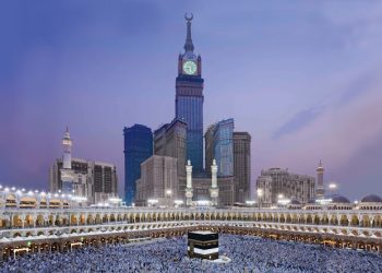 Makkah Clock Royal Tower, salah satu hotel yang berada dekat dengan Masjidil Haram, Mekkah. (Foto: Ist/ kabarmakkah).