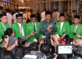 Presiden Joko Widodo memberikan keterangan usai hadiri acara Puncak Hari Lahir ke-50 Tahun Partai Persatuan Pembangunan (PPP) di Indonesia Convention Exhibiton (ICE) BSD City, Kabupaten Tangerang, Provinsi Banten, Jumat (17/02/2023). (Foto: Ist/ LP.com).