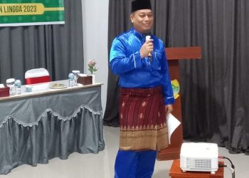 Bupati Lingga, M Nizar dalam rapat Optimalisasi Pendapatan Asli Daerah (OPAD) Kabupaten Lingga, beberapa waktu lalu. (Foto: Ist/ Diskominfo Lingga).