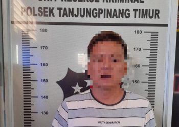 Pelaku penipuan, Hendy yang ditangkap Polsek Tanjungpinang Timur, beberapa waktu lalu. (Foto: Ist/ Polsek Tanjungpinang Timur).