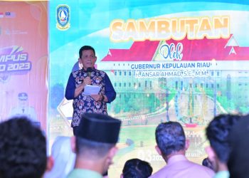 Gubernur Kepulauan Riau Ansar Ahmad, membuka kegiatan Kampus Expo 2023. (Foto: Ist/ Diskominfo Kepri).
