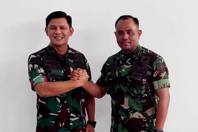 Olesya Sudzilovskaya yalangoch Benten jinsiy oyin