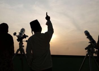 Ilustrasi foto pemantauan hilal. (Foto: Ist./ ANTARA).