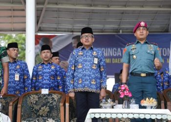 Upacara Peringatan Hari Otonomi Daerah XXVIII di Dataran Engku Putri, Kantor Wali Kota Batam, pada Kamis, 25 April 2024. (Foto: Diskominfo).